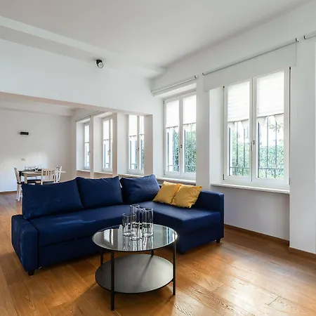 Tigli By Quokka 360 - Bright Lakeside Flat