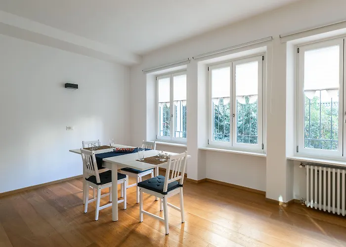 Tigli By Quokka 360 - Bright Lakeside Flat Apartament