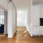 Tigli By Quokka 360 - Bright Lakeside Flat *